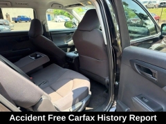 Used 2023  Toyota Highlander LE AWD &lpar;Natl&rpar; at Drive Now Westlake near Westlake&comma; OH