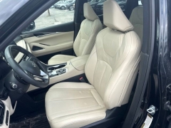 Used 2025  INFINITI QX60 LUXE AWD at DriveNow Mayfield near Mayfield Heights&comma; OH