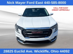 Used 2024  GMC Terrain AWD 4dr SLE at Drive Now Westlake near Westlake&comma; OH