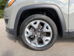 Used 2020  Jeep Compass Limited 4x4 at DriveNow Mayfield near Mayfield Heights&comma; OH
