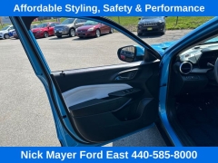 Used 2025  Chevrolet Trax FWD 4dr LT at Drive Now Westlake near Westlake&comma; OH