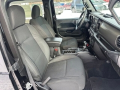 Used 2018  Jeep Wrangler Sport 4x4 at Drive Now Westlake near Westlake&comma; OH