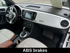 Used 2017  Volkswagen Beetle Convertible Auto at Drive Now Westlake near Westlake&comma; OH