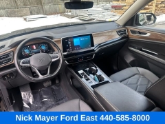 Used 2024  Volkswagen Atlas 2&period;0T SE w&sol;Technology 4MOTION at Drive Now Westlake near Westlake&comma; OH