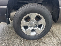 Used 2019  Ram 1500 Big Horn&sol;Lone Star 4x4 Crew Cab 5'7" Box at Drive Now Westlake near Westlake&comma; OH