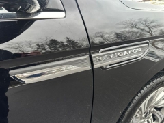Used 2024  Lincoln Navigator L Premiere 4x4 at Drive Now Westlake near Westlake&comma; OH