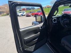 Used 2024  Jeep Wrangler Willys 4 Door 4x4 at Drive Now Westlake near Westlake&comma; OH