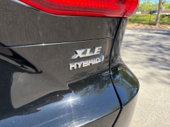 Used 2022  Toyota Venza AWD &lpar;Natl&rpar; at Drive Now Westlake near Westlake&comma; OH