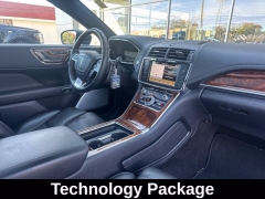 Used 2017  Lincoln Continental 4d Sedan AWD Reserve at DriveNow Mayfield near Mayfield Heights&comma; OH