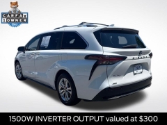 Used 2023  Toyota Sienna Platinum AWD 7-Passenger at Drive Now Westlake near Westlake&comma; OH