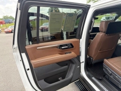 Used 2025  Chevrolet Suburban 4WD 4dr High Country at Drive Now Westlake near Westlake&comma; OH