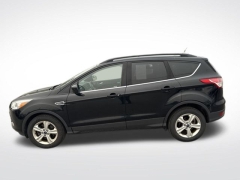 Used 2016  Ford Escape 4d SUV FWD SE at DriveNow Mayfield near Mayfield Heights&comma; OH