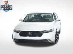 Used 2025  Honda Accord Hybrid Touring Sedan at Drive Now Westlake near Westlake&comma; OH