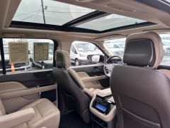 Used 2024  Lincoln Navigator Premiere 4x4 at DriveNow Mayfield near Mayfield Heights&comma; OH