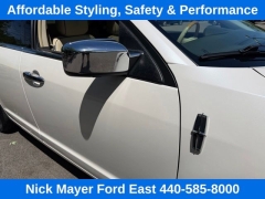 Used 2012  Lincoln MKZ 4d Sedan FWD at Drive Now Westlake near Westlake&comma; OH