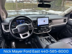 Used 2024  Ford Expedition XLT 4x4 at Drive Now Westlake near Westlake&comma; OH