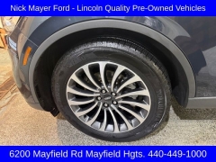Used 2022  Lincoln Aviator Reserve AWD at Drive Now Westlake near Westlake&comma; OH