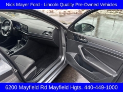 Used 2023  Volkswagen Jetta SE Auto at Drive Now Westlake near Westlake&comma; OH