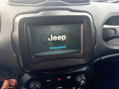 Used 2020  Jeep Renegade Latitude FWD at Drive Now Westlake near Westlake&comma; OH