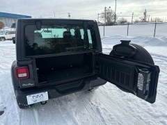 Used 2018  Jeep Wrangler Sport 4x4 at Drive Now Westlake near Westlake&comma; OH