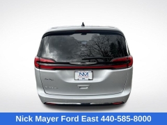 Used 2023  Chrysler Pacifica Touring L FWD at Drive Now Westlake near Westlake&comma; OH