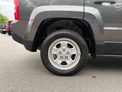 Used 2016  Jeep Patriot FWD 4dr Sport at Drive Now Westlake near Westlake&comma; OH