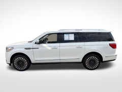 Used 2021  Lincoln Navigator L Black Label 4x4 at DriveNow Mayfield near Mayfield Heights&comma; OH