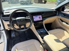 Used 2025  Jeep Grand Cherokee L Limited 4x4 at Drive Now Westlake near Westlake&comma; OH