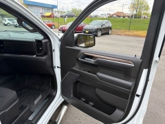 Used 2025  Chevrolet Silverado 1500 4WD Crew Cab 147" LT w&sol;1LT at Drive Now Westlake near Westlake&comma; OH