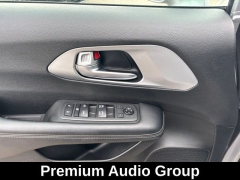 Used 2018  Chrysler Pacifica 4d Wagon Touring L at Drive Now Westlake near Westlake&comma; OH