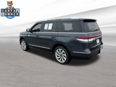 Used 2024  Lincoln Navigator Premiere 4x4 at DriveNow Mayfield near Mayfield Heights&comma; OH
