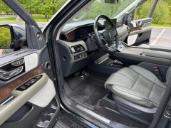 Used 2022  Lincoln Navigator L Black Label 4x4 at DriveNow Mayfield near Mayfield Heights&comma; OH