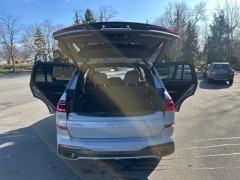 Used 2024  BMW X7 xDrive40i Sports Activity Vehicle at Drive Now Westlake near Westlake&comma; OH