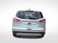 Used 2016  Ford Escape 4d SUV 4WD SE at Drive Now Westlake near Westlake&comma; OH