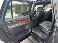 Used 2024  Lincoln Navigator L Premiere 4x4 at Drive Now Westlake near Westlake&comma; OH