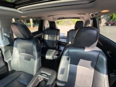 Used 2019  Toyota Highlander V6 AWD &lpar;Natl&rpar; at DriveNow Mayfield near Mayfield Heights&comma; OH