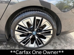 Used 2025  BMW i5 xDrive40 Sedan at DriveNow Mayfield near Mayfield Heights&comma; OH