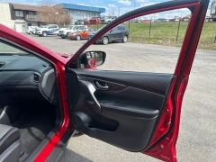 Used 2017  Nissan Rogue AWD SV at Drive Now Westlake near Westlake&comma; OH