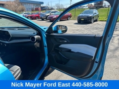 Used 2025  Chevrolet Trax FWD 4dr LT at Drive Now Westlake near Westlake&comma; OH