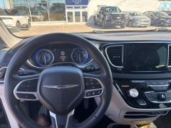Used 2023  Chrysler Pacifica Touring L FWD at DriveNow Mayfield near Mayfield Heights&comma; OH