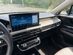 Used 2025  Lincoln Corsair Premiere AWD at Drive Now Westlake near Westlake&comma; OH