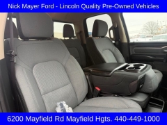 Used 2020  Ram 1500 Big Horn 4x4 Quad Cab 6'4" Box at Drive Now Westlake near Westlake&comma; OH