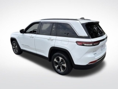 Used 2024  Jeep Grand Cherokee 4xe 4x4 at DriveNow Mayfield near Mayfield Heights&comma; OH