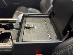 Used 2024  Ford Super Duty F-450 DRW 4WD Crew Cab 8' Box at Drive Now Westlake near Westlake&comma; OH