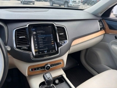 Used 2022  Volvo XC90 T6 AWD Momentum 6P at Drive Now Westlake near Westlake&comma; OH