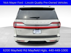 Used 2019 Lincoln Navigator 4d SUV 4WD Select at Drive Now Westlake near Westlake, OH