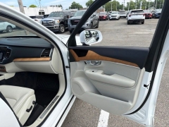 Used 2022  Volvo XC90 T6 AWD Momentum 6P at Drive Now Westlake near Westlake&comma; OH