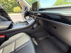 Used 2024  Lincoln Aviator Premiere AWD at Drive Now Westlake near Westlake&comma; OH
