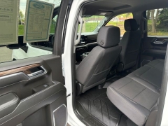 Used 2025  Chevrolet Silverado 1500 4WD Crew Cab 147" LT w&sol;1LT at Drive Now Westlake near Westlake&comma; OH