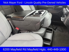 Used 2020  Ram 1500 Big Horn 4x4 Quad Cab 6'4" Box at Drive Now Westlake near Westlake&comma; OH